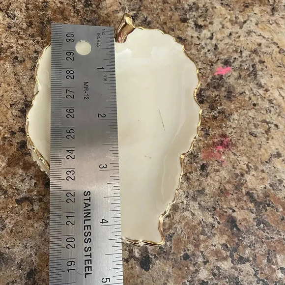 Vintage 1992 Lenox Leaf Made in Taiwan Plates Decorate Gold Plated Trim - Picture 3 of 3